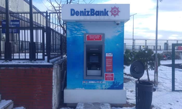 Yoğun kar yağışı ATM’leri de etkiledi!
